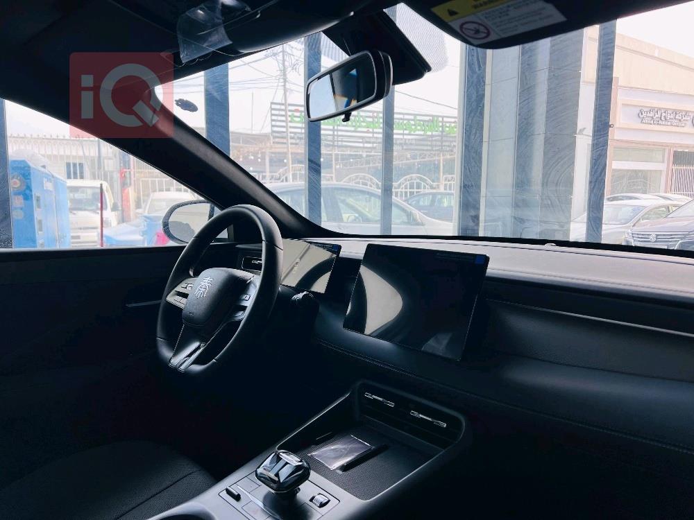 بي واي دي Qin Plus